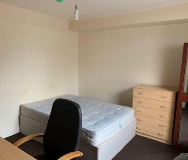 4 bedroom house to rent - Photo 3