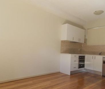 7B Bathurst Place - Photo 1