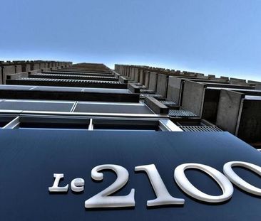 Le 2100 | 2100 Boulevard de Maisonneuve West, Montreal - Photo 1