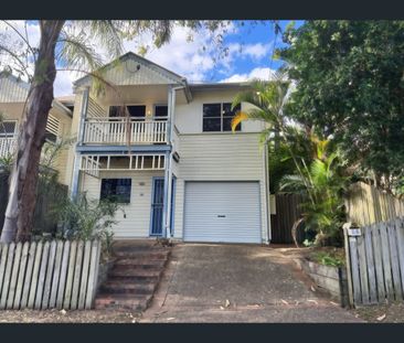 12 Stafford St, Windsor, Qld 4030 - Photo 2