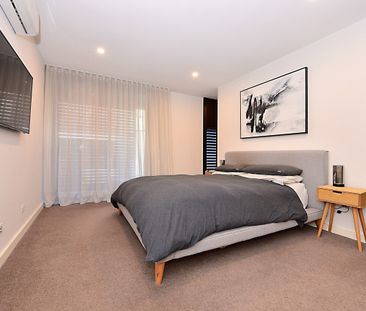Modern Convenience - Photo 3