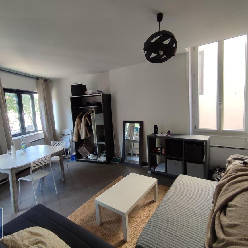 Location Appartement 1 pièce 31m² MONTELIMAR 26200 - Photo 1