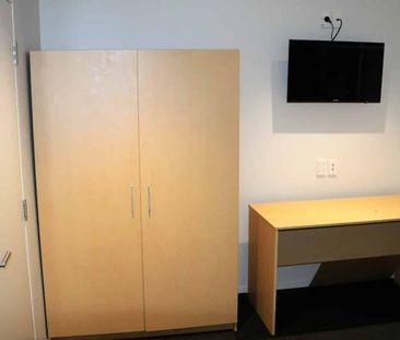 1 bedroom with ensuite and shared facilities – options available $2... - Photo 4