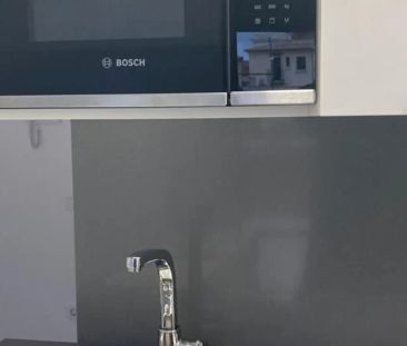 Piso de alquiler en Poble - Casc Antic - Photo 1