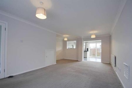 Coleridge Close, Goring-by-sea, Worthing, BN12 - Photo 3