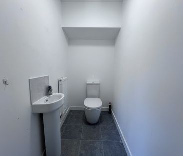 Awsworth Place, Bircotes, DN11 - Photo 4