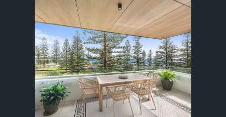 Oceanfront elegance; exclusive 'Galerie' apartment - Photo 3