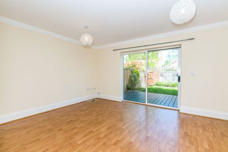 Giffard lane, Fleet, GU51 - Photo 5