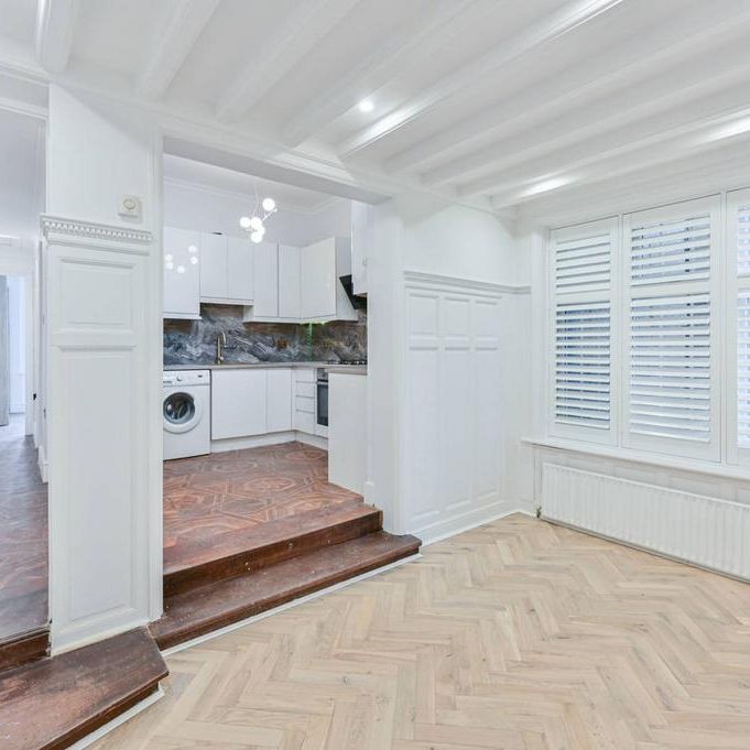 2 bedroom flat to rent - Photo 1