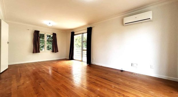 Sunny & Spacious 3-Bedroom Family Home in Glen... - Photo 1