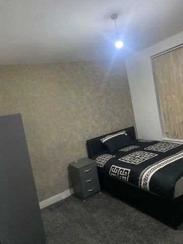 Room in a Shared House, Birmingham, B11 - Photo 2