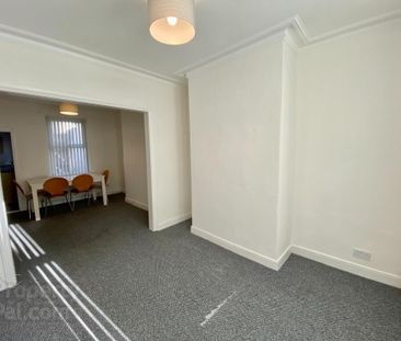 71 Chadwick Street, - Photo 5