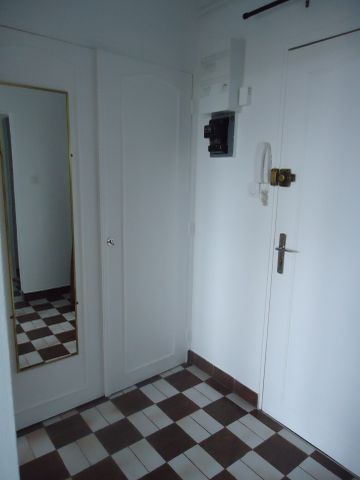Location Appartement 4 pièces 67m² NEVERS 58000 - Photo 5