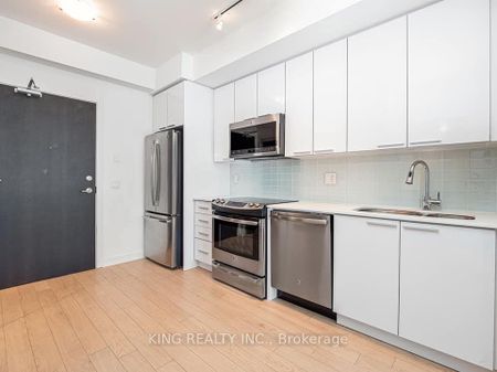 For Lease - 10 Park Lawn Road Unit# 2806, Toronto, Ontario - Photo 2