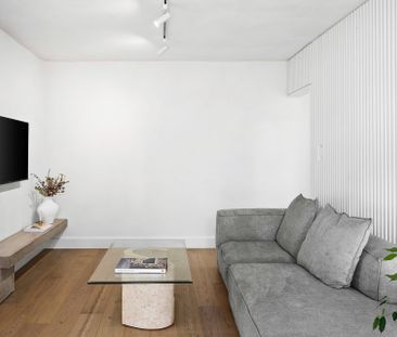 Spacious, Stylish & Perfectly Positioned - Photo 2