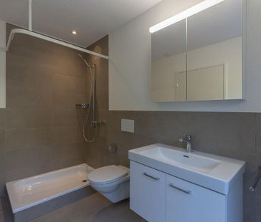 Modern Attikawohnung mit Sonnenterrasse - Photo 4