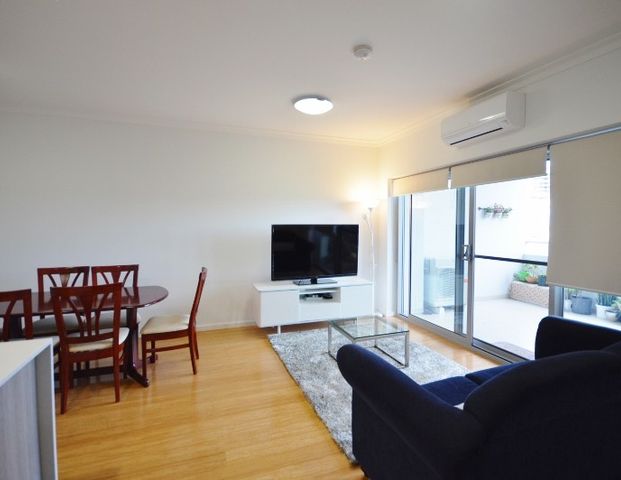 PARTLY FURNISHED ONE BEDROOM APARTMENT - Photo 1