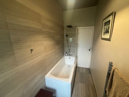 2 Bedroom Property To Rent - Photo 4