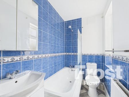 River Gardens, Feltham,TW14 - Photo 5