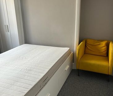 5 bedroom house share to rent - Photo 4