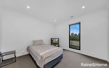 108 Marathon Boulevard, Craigieburn, VIC 3064 - Photo 3