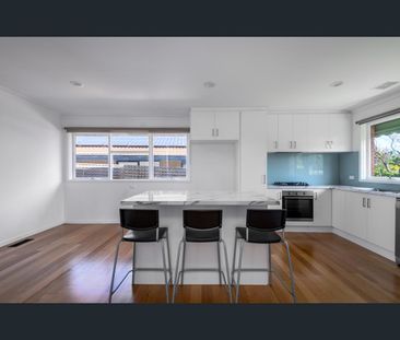 5 Farm Road, Oakleigh South, Vic 3167 - Photo 6