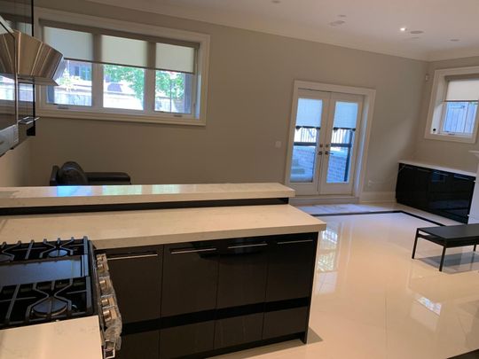 For Lease - 270 Hollywood Avenue Unit# Lower, Toronto, Ontario - Photo 1