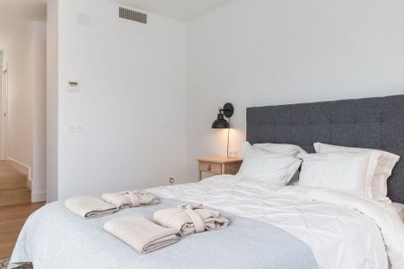 3 bedroom luxury Villa for rent in Nueva Andalucia, Andalusia - Photo 4