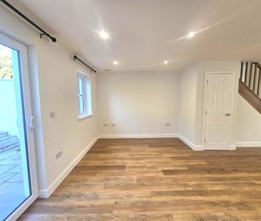 3 bedroom link detached house to rent - Photo 1