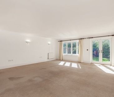 Wolvercote, North Oxford - Photo 2