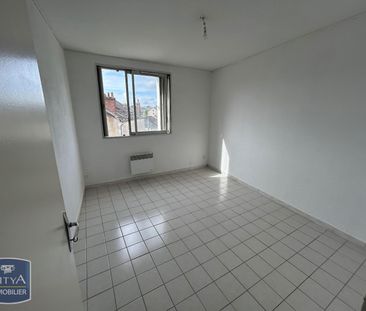 Location Appartement 2 pièces 45m² BOURGES 18000 - Photo 2