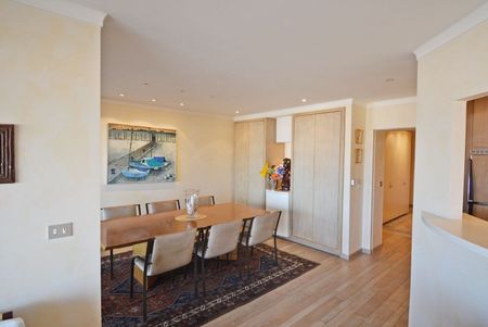 Appartement op de zeedijk met inpandig terras en mooi zeezicht - Photo 2