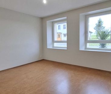 Appt de 4 pièces au rez-de-chaussée, jardin commun Avec garage en sus - Photo 4