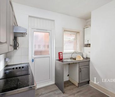 2 bedroom apartment to rent 50 Gains Road, Southsea, PO4 - Photo 1