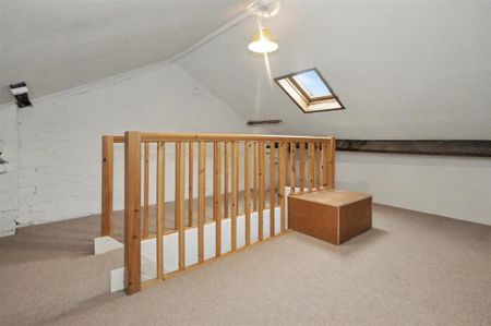2 bedroom terraced house to rent - Photo 5