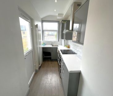1 bedroom house of multiple occupation to rent - Photo 6