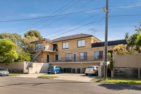 4/107 Wilson Street, Moonee Ponds VIC 3039 - Photo 3