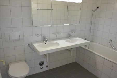 "Wohen im Grünen!" - Foto 4