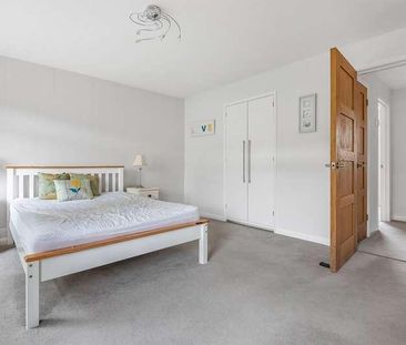 Caroline Court, Bath Road, Reading, RG1 - Photo 3