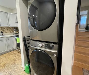 For Lease - 186 upper canada Drive Unit# main, Toronto, Ontario - Photo 6