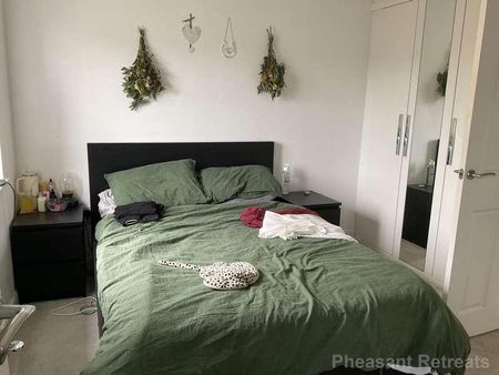 Empire Drive, Carterton, OX18 - Photo 4