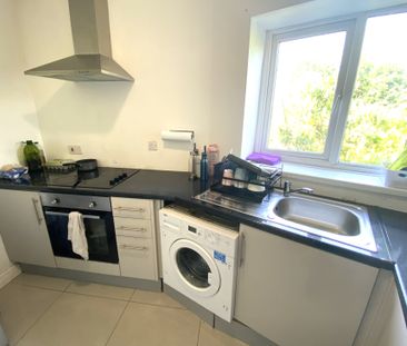 £1,100 PCM, Spacious Two Bedroom Flat in North Clive Street, Grange... - Photo 4