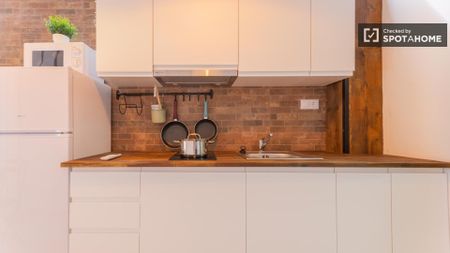 valencia, Valencian Community 46011 - Photo 3