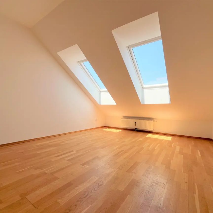 1. MONAT MIETZINSFREI!! | Gemütliche 2-Zimmerwohnung im Dachgeschoss - Foto 1