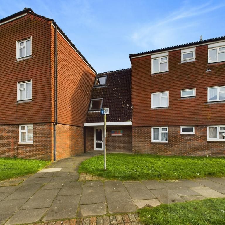 1 bedroom apartment to rent - Photo 1