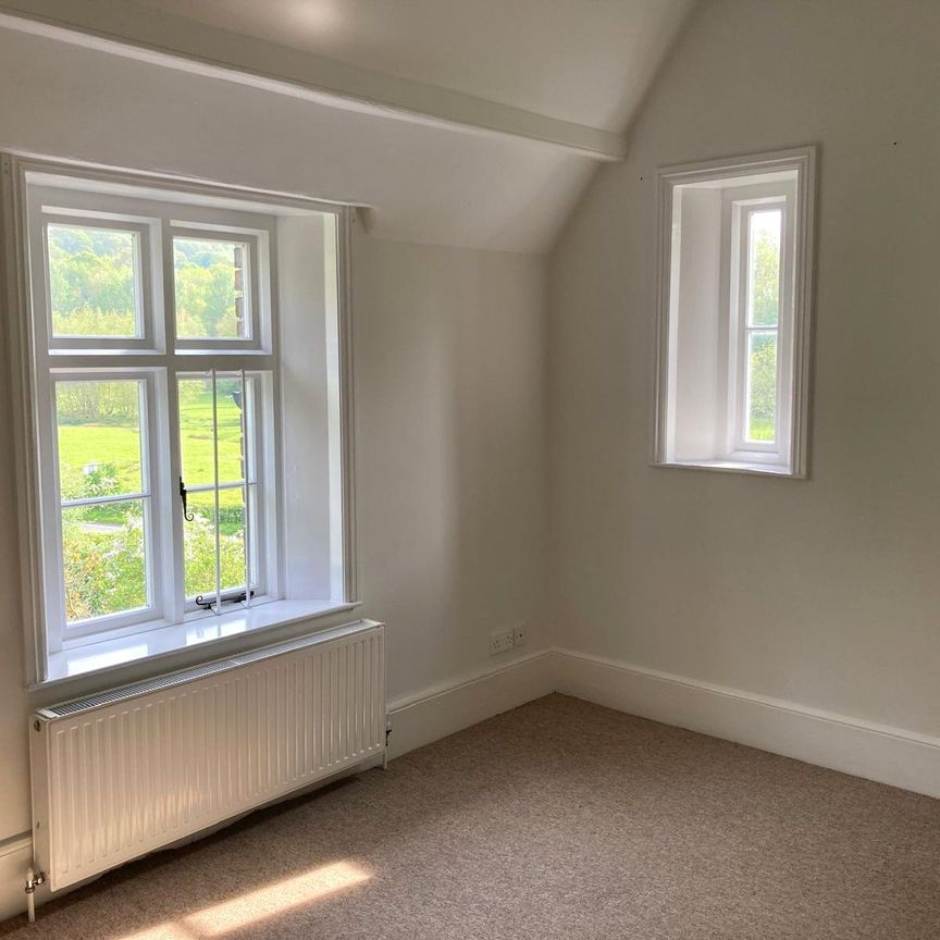 Station House, Plowden - Photo 1