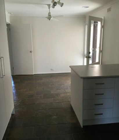 RENOVATED 3 BEDROOM HOUSE IN MELTON WEST - Photo 5