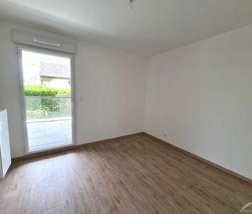 Location Appartement 3 pièces 71m² VITRE 35500 - Photo 5