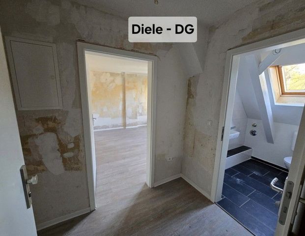 Bitte Text lesen! 2-Zimmer-Wohnung plus Büro/Kinderzimmer mit WC im DG! - Foto 1