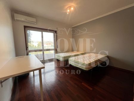 Apartamento T2+1 em Porto - Photo 3